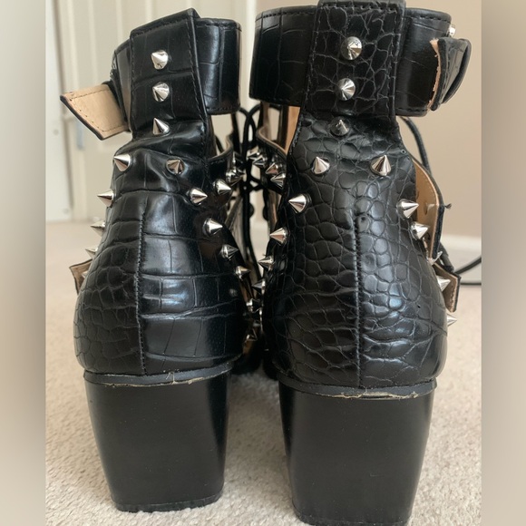 Black studded strappy heeled booties - Picture 4 of 8